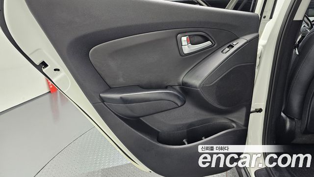 Hyundai Tucson ix Diesel(e-VGT) 2WD Modern 2014 — фото 31