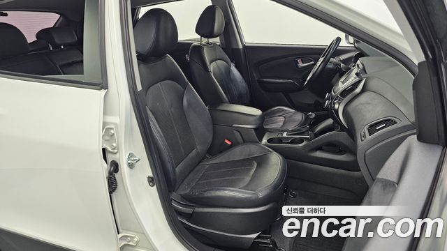 Hyundai Tucson ix Diesel(e-VGT) 2WD Modern 2014 — фото 32