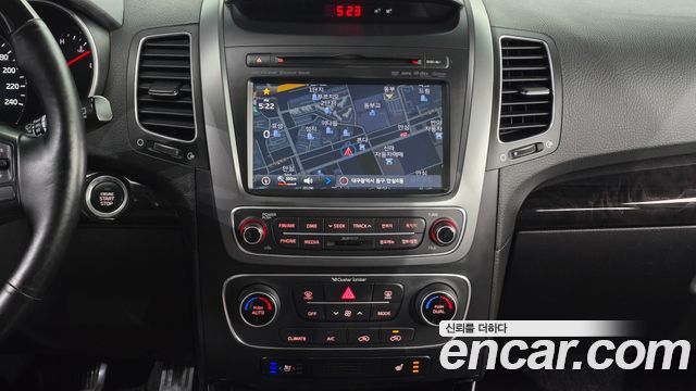 Kia Sorento R Diesel 2.0 2WD TLX Special 2013 — фото 18