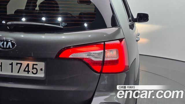 Kia Sorento R Diesel 2.0 2WD TLX Special 2013 — фото 23