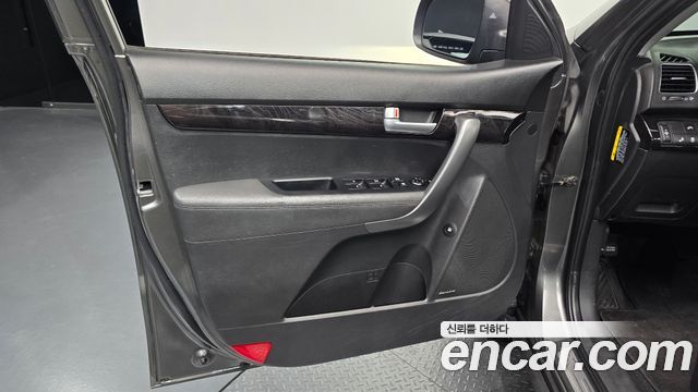Kia Sorento R Diesel 2.0 2WD TLX Special 2013 — фото 24
