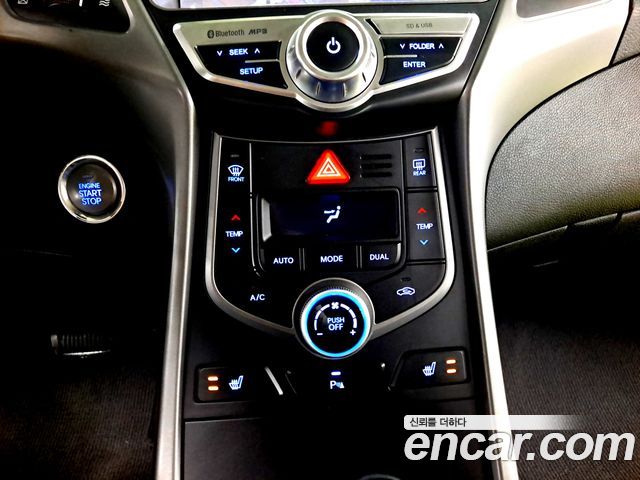 Hyundai Avante 1.6 GDi Modern Standard 2015 — фото 19