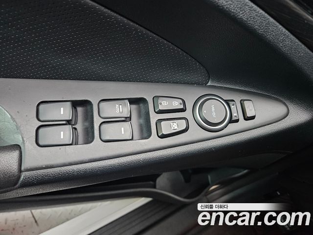 Hyundai Sonata The Brilliant CVVL Smart 2014 — фото 19