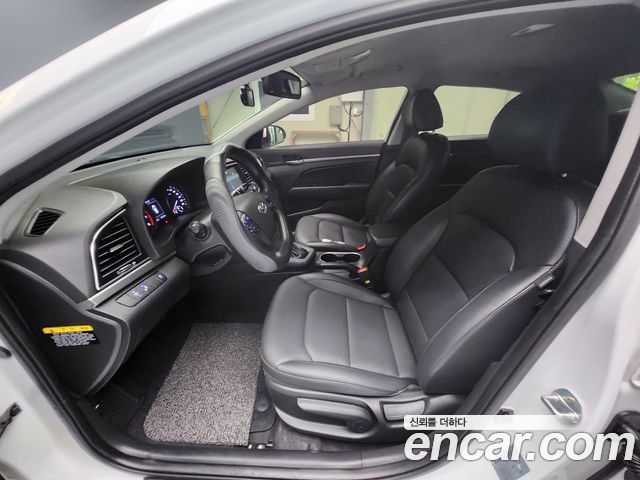 Hyundai Avante (AD) 1.6 GDI Value Plus 2018 — фото 8