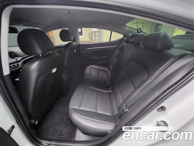 Hyundai Avante (AD) 1.6 GDI Value Plus 2018 — фото 9