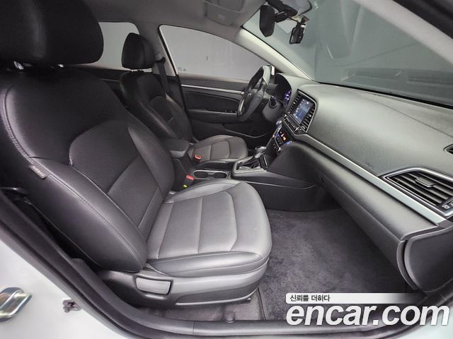 Hyundai Avante (AD) 1.6 GDI Value Plus 2018 — фото 10