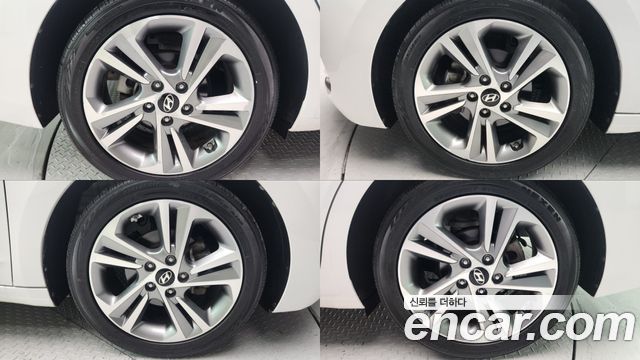 Hyundai Avante (AD) 1.6 GDI Value Plus 2018 — фото 24