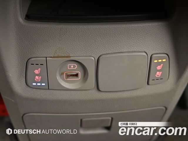 Kia Carnival 9-Seater Prstige 2020 — фото 20