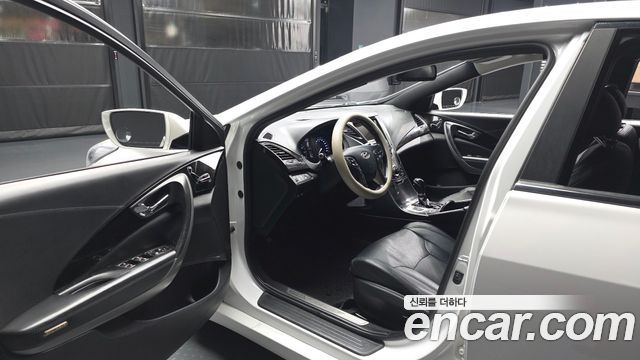 Hyundai Grandeur (HG) LPG HG300 Prime 2012 — фото 10