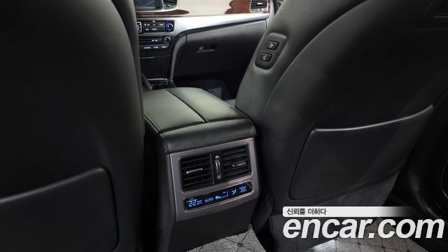 Hyundai Equus (New) VS380 Premium 2015 — фото 35
