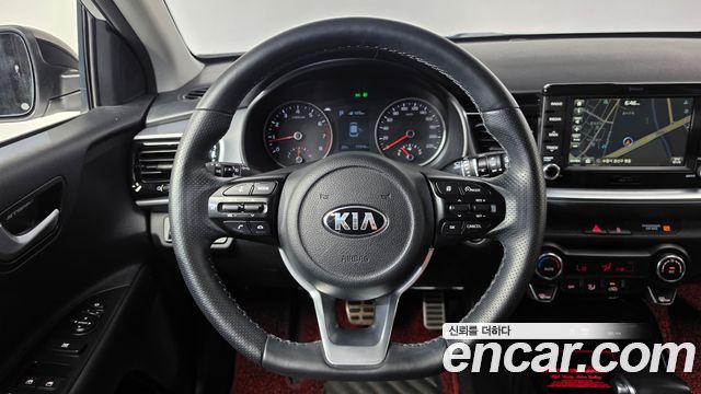 Kia Stonic 1.4 Prestige 2018 — фото 14