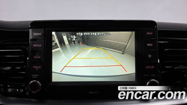 Kia Stonic 1.4 Prestige 2018 — фото 15