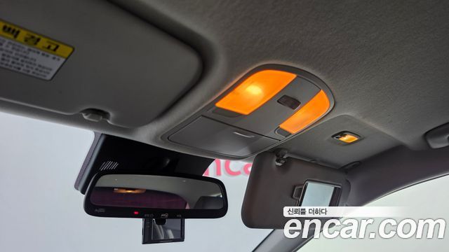 Kia Stonic 1.4 Prestige 2018 — фото 16
