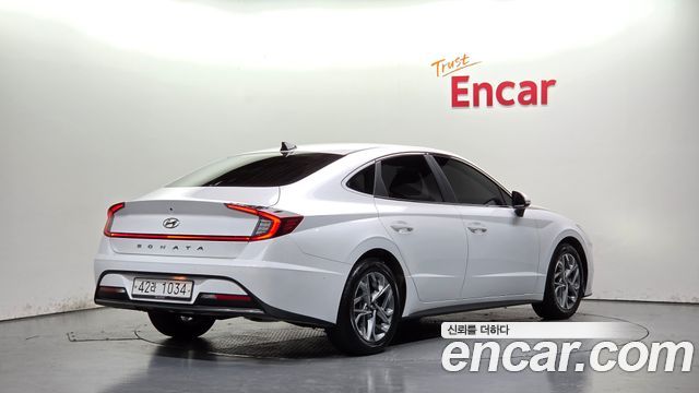 Hyundai Sonata (DN8) 2.0 Premium Family 2020 — фото 2