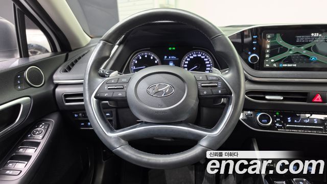 Hyundai Sonata (DN8) 2.0 Premium Family 2020 — фото 13