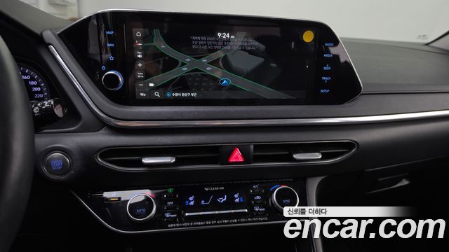 Hyundai Sonata (DN8) 2.0 Premium Family 2020 — фото 14