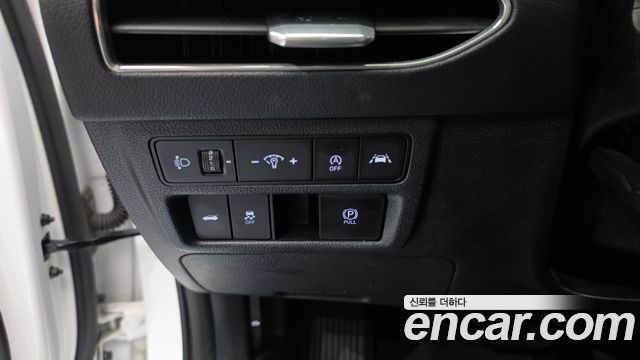 Hyundai Sonata (DN8) 2.0 Premium Family 2020 — фото 17