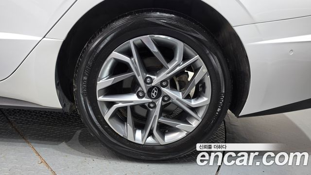 Hyundai Sonata (DN8) 2.0 Premium Family 2020 — фото 21