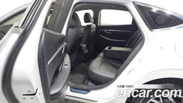 Hyundai Sonata (DN8) 2.0 Premium Family 2020 — фото 26