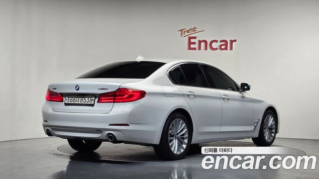 BMW 5 Series (G30) 530i xDrive Luxury Plus 2020 — фото 2