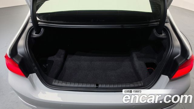 BMW 5 Series (G30) 530i xDrive Luxury Plus 2020 — фото 18