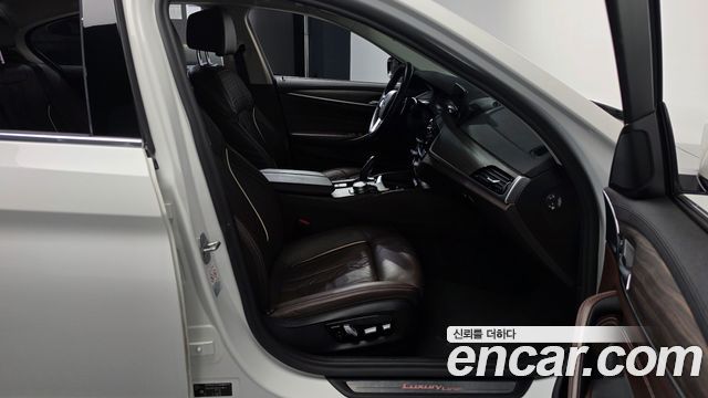 BMW 5 Series (G30) 530i xDrive Luxury Plus 2020 — фото 26