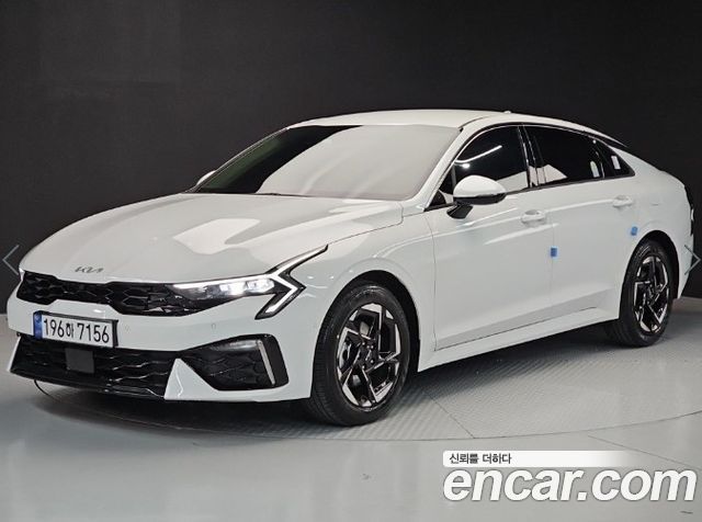 Kia K5 (III) 2.0 Noblesse