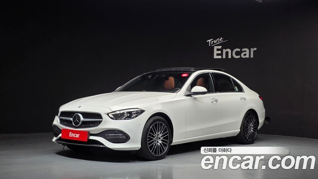 Mercedes-Benz C-Class (W206) C200 Avantgarde