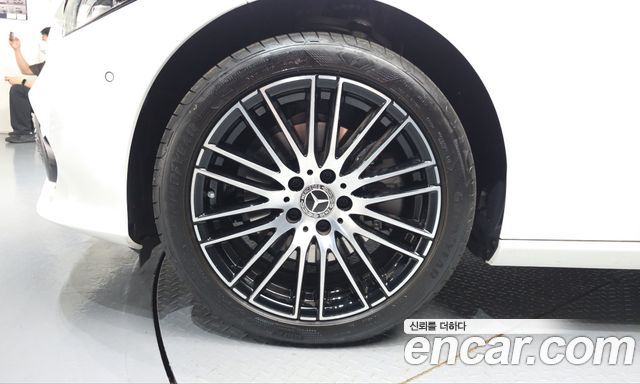 Mercedes-Benz C-Class (W206) C200 Avantgarde 2026 — фото 5