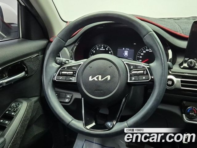 Kia Seltos Gasoline 1.6 Turbo 2WD Signature 2022 — фото 9