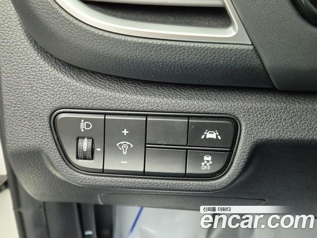 Kia Seltos Gasoline 1.6 Turbo 2WD Signature 2022 — фото 22