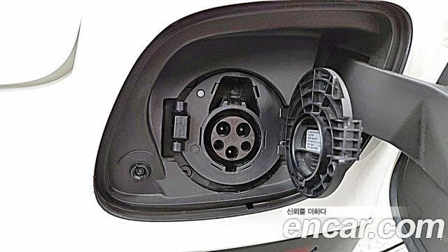 Mercedes-Benz GLC-Class (X253) GLC350e 4MATIC Premium 2019 — фото 3
