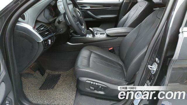 BMW X6 (F16) xDrive 30d 2017 — фото 9