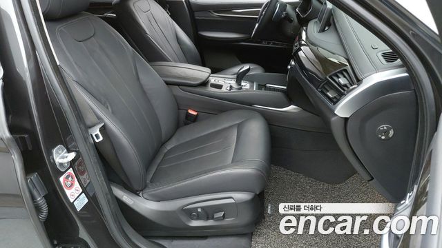 BMW X6 (F16) xDrive 30d 2017 — фото 10