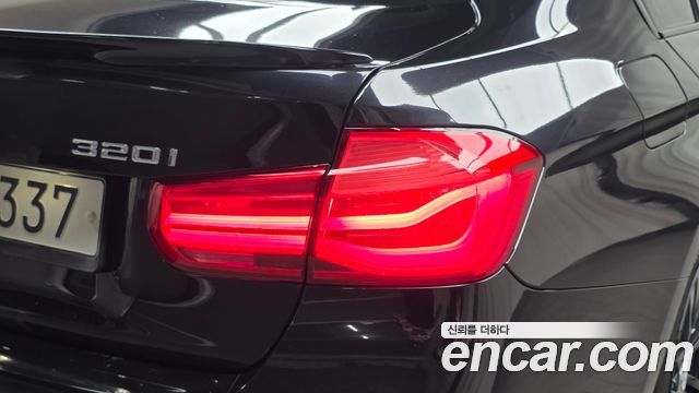 BMW 3 Series (F30) 320i M Sport 2018 — фото 23
