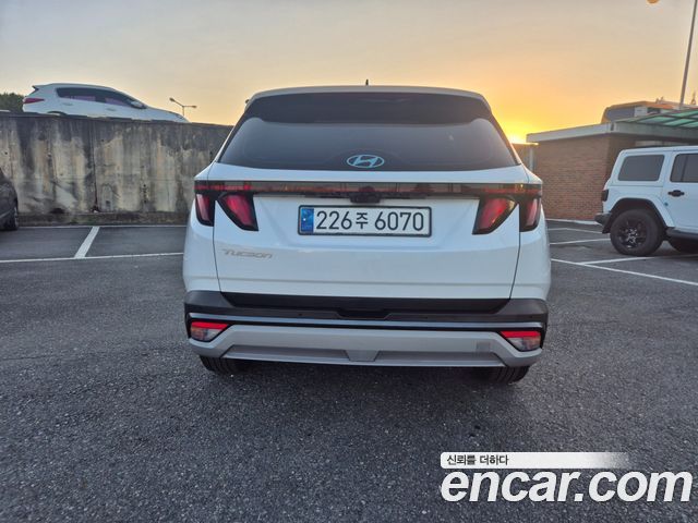 Hyundai Tucson (NX4) Gasoline 1.6 Turbo 2WD Premium 2024 — фото 5
