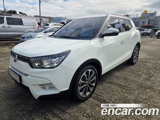KG Mobility (SsangYong) Tivoli VX 2WD