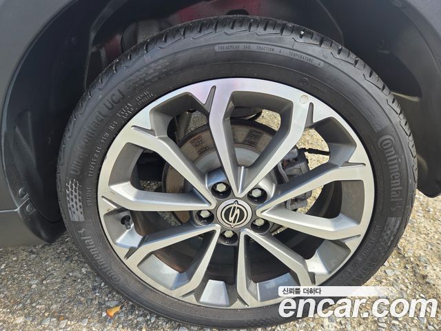 KG Mobility (SsangYong) Tivoli VX 2WD 2017 — фото 5