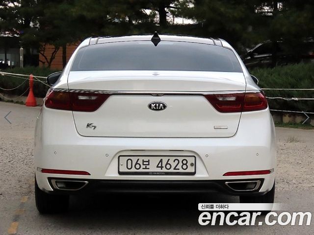 Kia K7 Hybrid Noblesse 2017 — фото 4