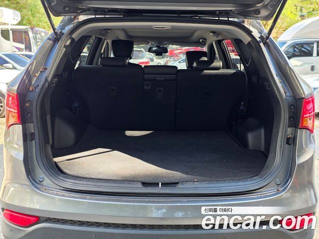 Hyundai Santa Fe (DM) Diesel(e-VGT) 2.0 2WD Morden 2015 — фото 10