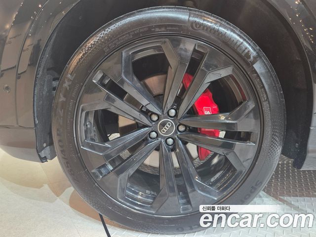 Audi Q8 (4M) 55 TFSI Quattro Premium 2023 — фото 5