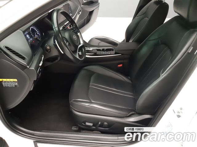 Hyundai Sonata (DN8) 2.0 LPG(rental car) Smart 2020 — фото 15