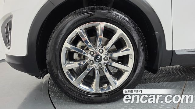 Kia Sorento Diesel 2.0 2WD Prestige 2017 — фото 5