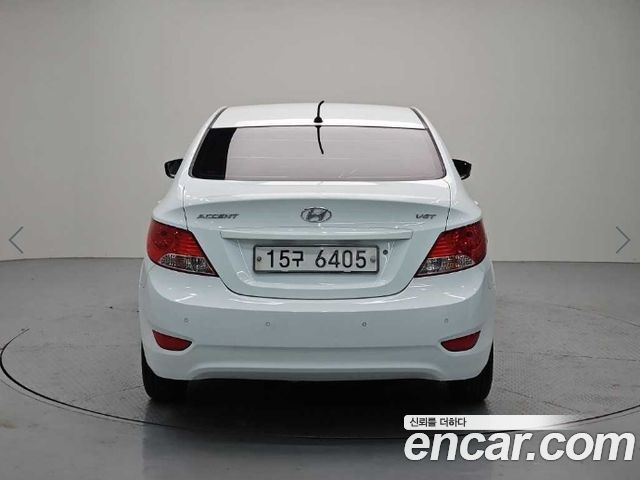 Hyundai Accent (New) Diesel 1.6 VGT Luxury 2012 — фото 3