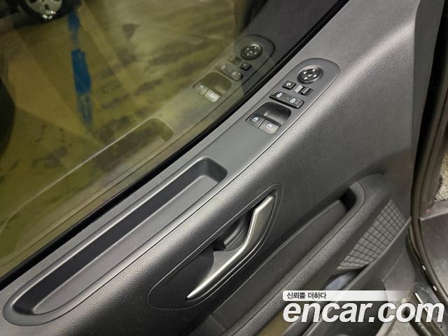 Hyundai Staria 2WD Camping Car Special Vehicle 2022 — фото 20