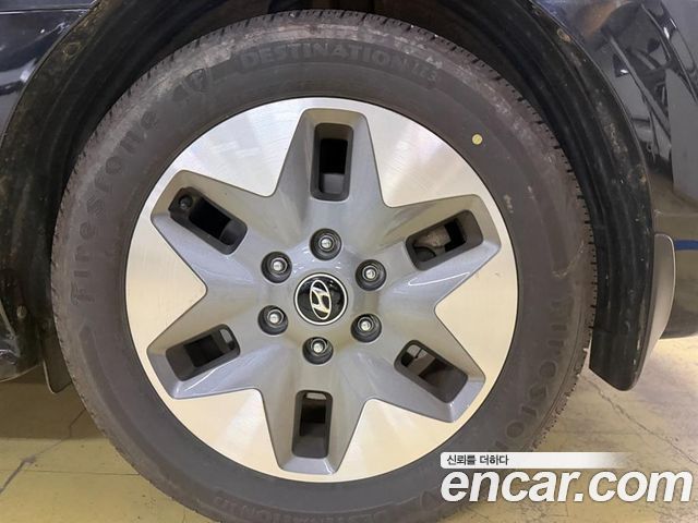 Hyundai Staria 2WD Camping Car Special Vehicle 2022 — фото 24