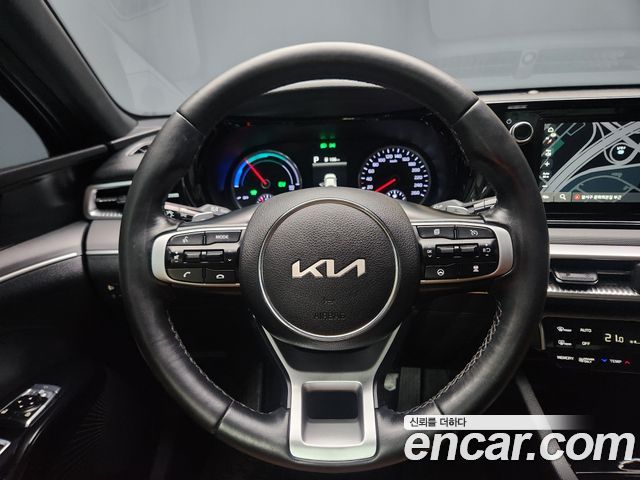 Kia K5 Hybrid (III) Prestige 2023 — фото 16