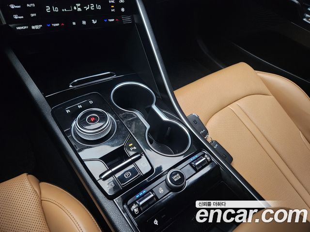 Kia K5 Hybrid (III) Prestige 2023 — фото 17