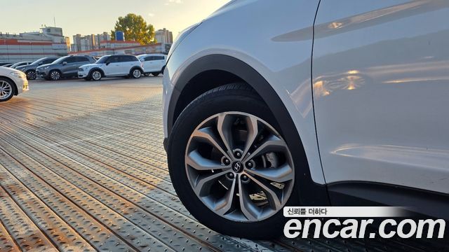 Hyundai Santa Fe (DM) Diesel(e-VGT) 2.0 4WD Premium 2014 — фото 5