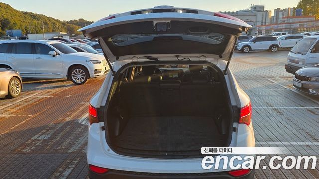 Hyundai Santa Fe (DM) Diesel(e-VGT) 2.0 4WD Premium 2014 — фото 24